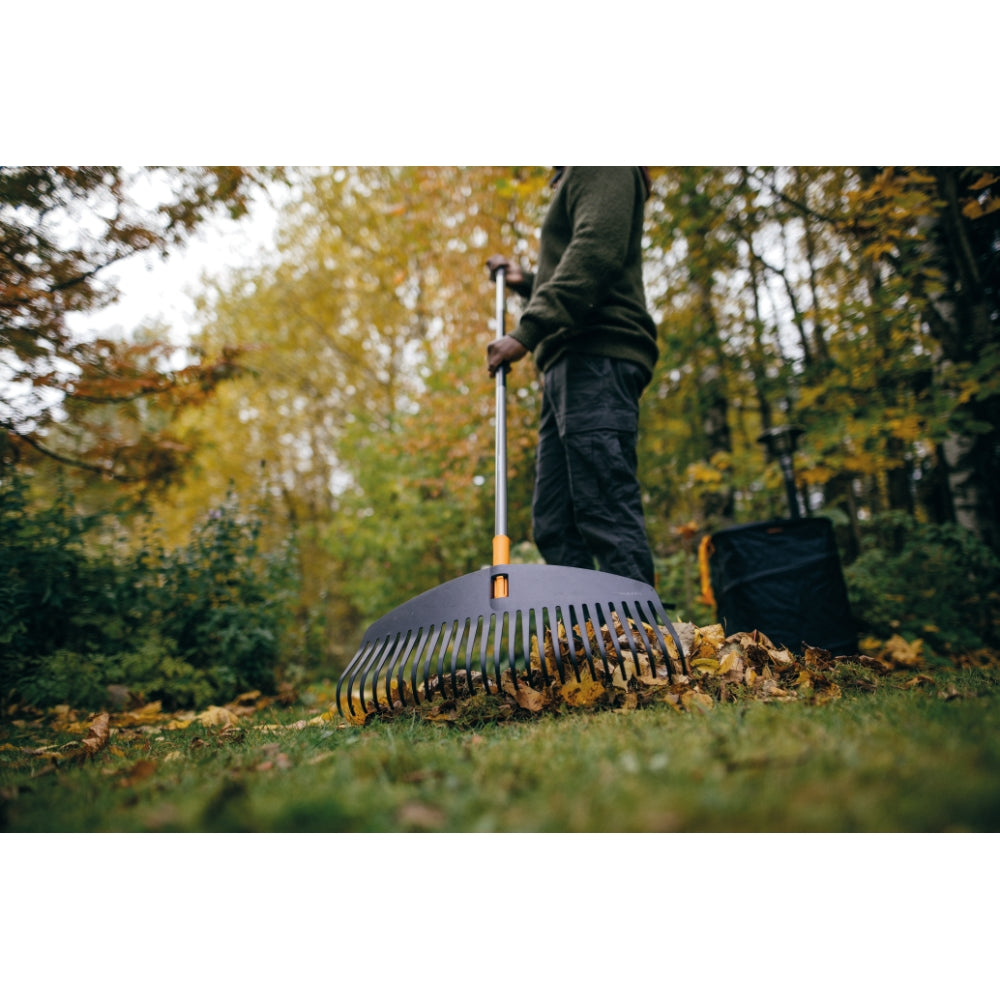Fiskars Lövräfsa 25-Flata Pinnar Ergonomic