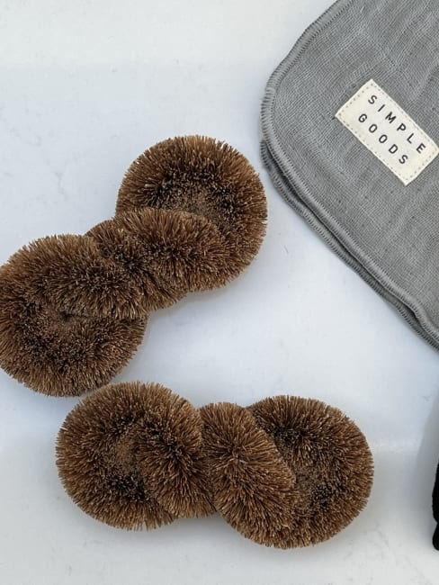 SIMPLE GOODS Twist Scrub – Hållbar & Antibakteriell Köksborste